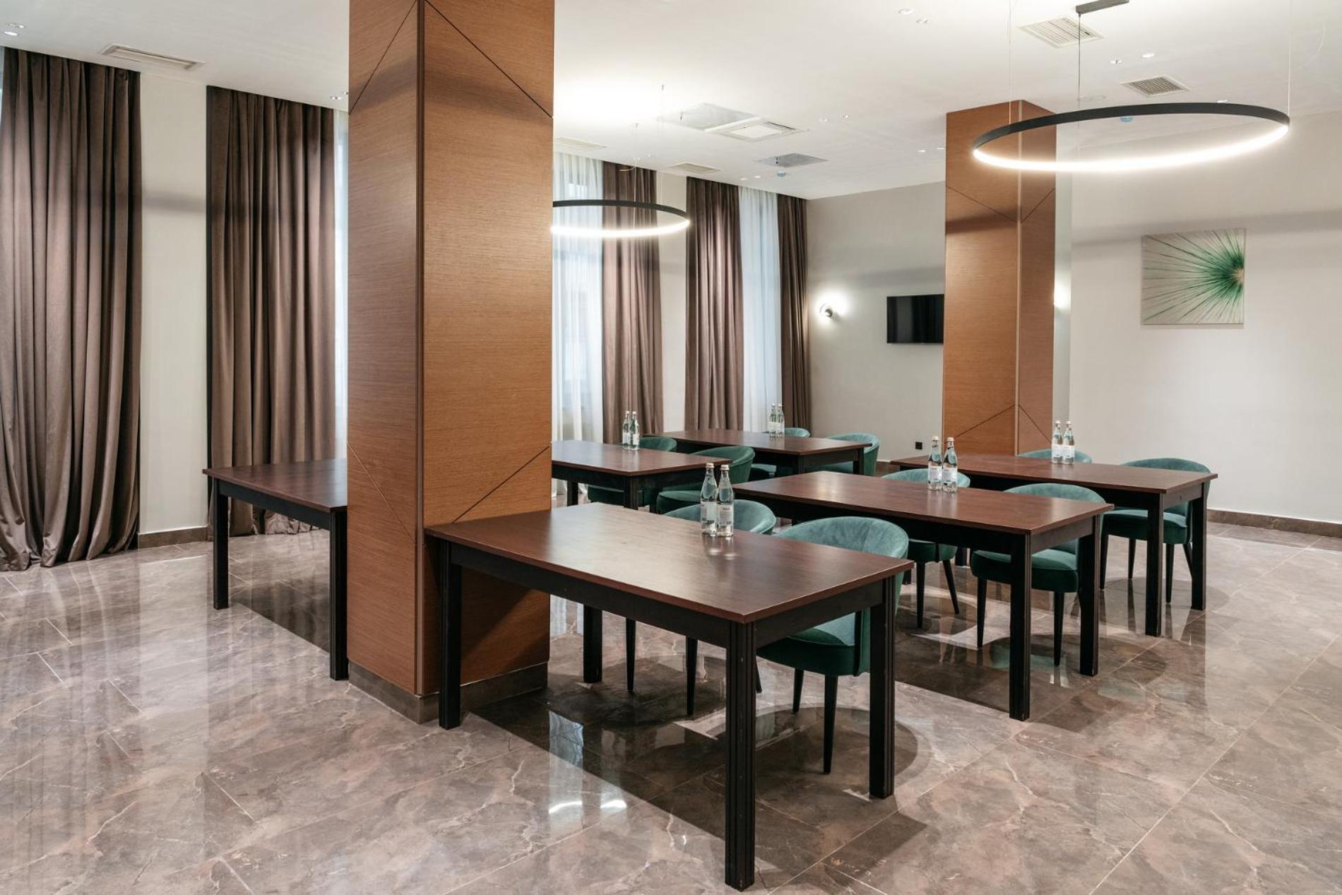 Raavah Aparthotel Almaty Exterior foto