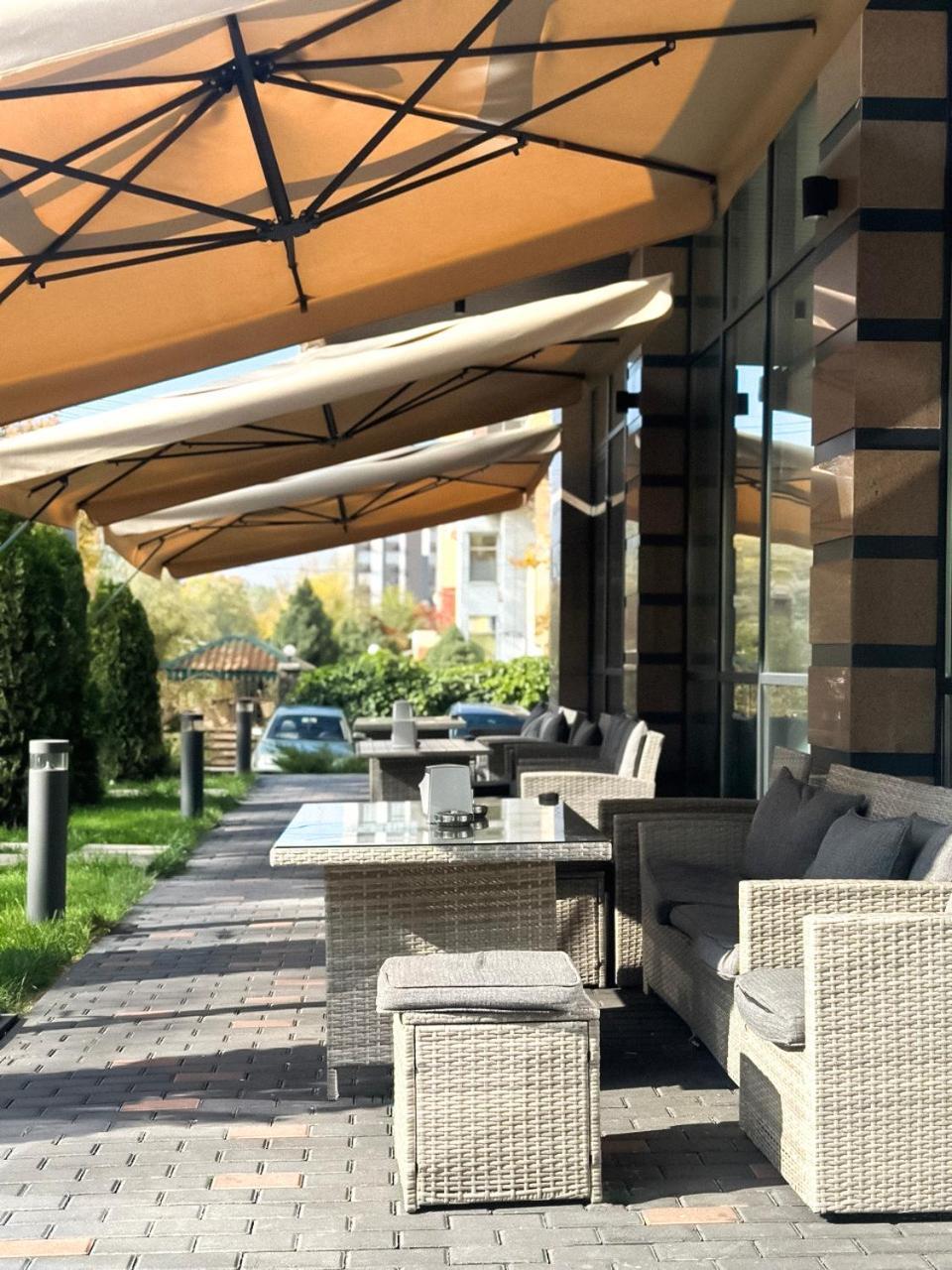 Raavah Aparthotel Almaty Exterior foto